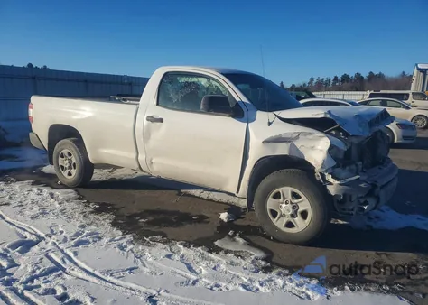2017 Toyota Tundra Sr z USA, uszkodzony, nr VIN 5TFPY5F12HX585168